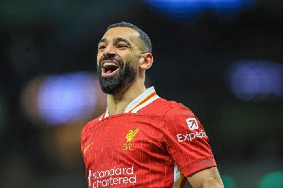 开云体育-关于重要助攻引发热议！，萨拉赫在巴塞罗那比赛中大比分获胜全场沸腾不已的信息-开云体育